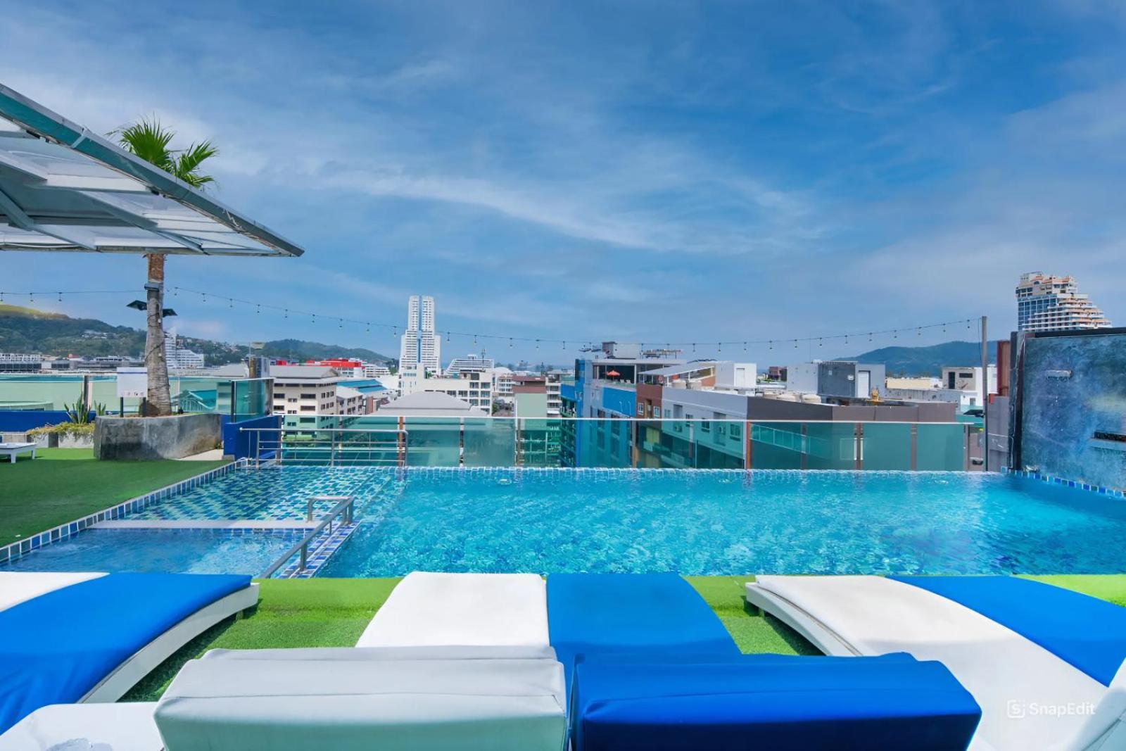 Sira Grande Hotel & Spa Patong Exterior photo