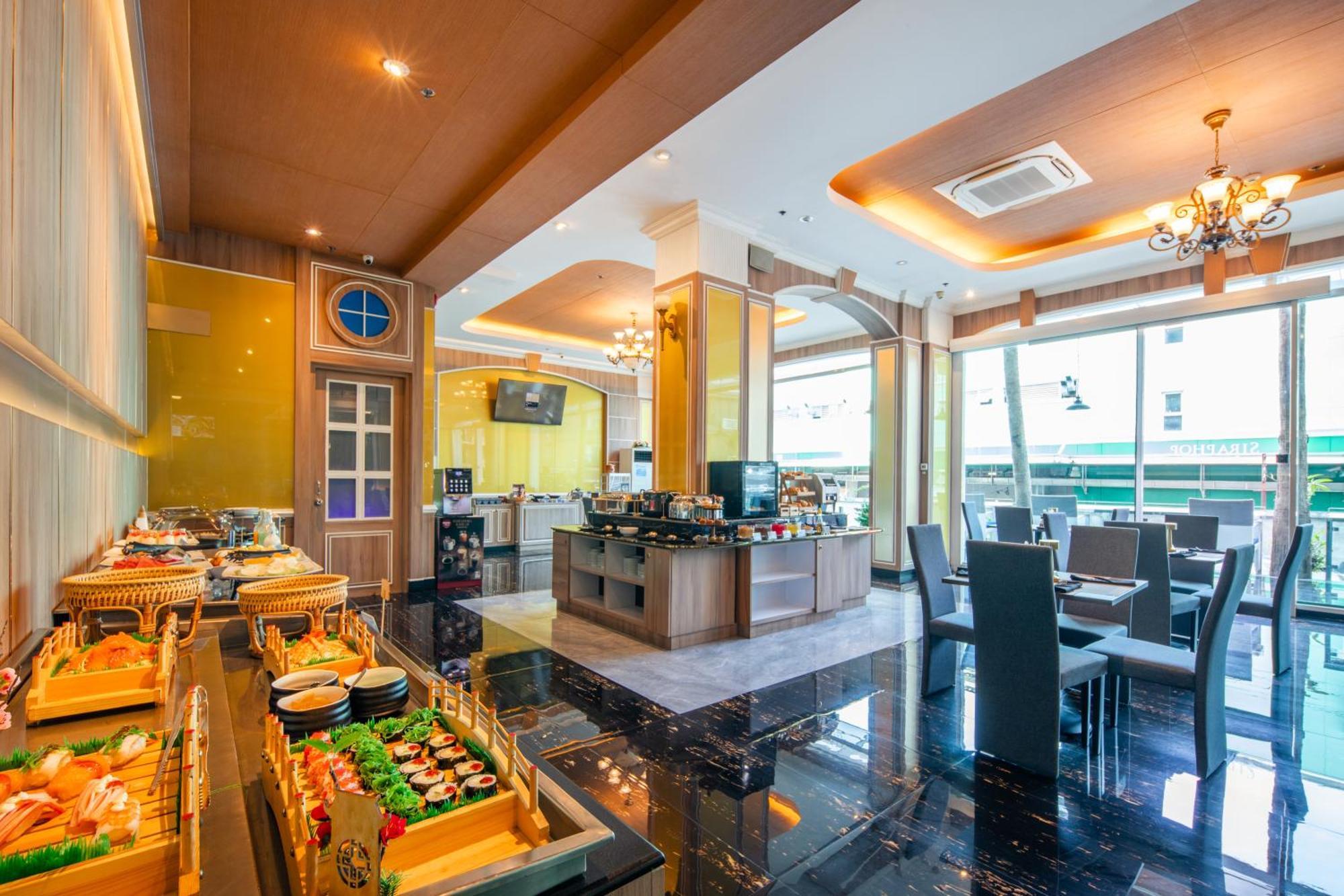 Sira Grande Hotel & Spa Patong Exterior photo